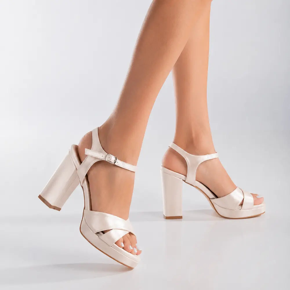 Beyaz Platform Abiye Sandalet RA-063