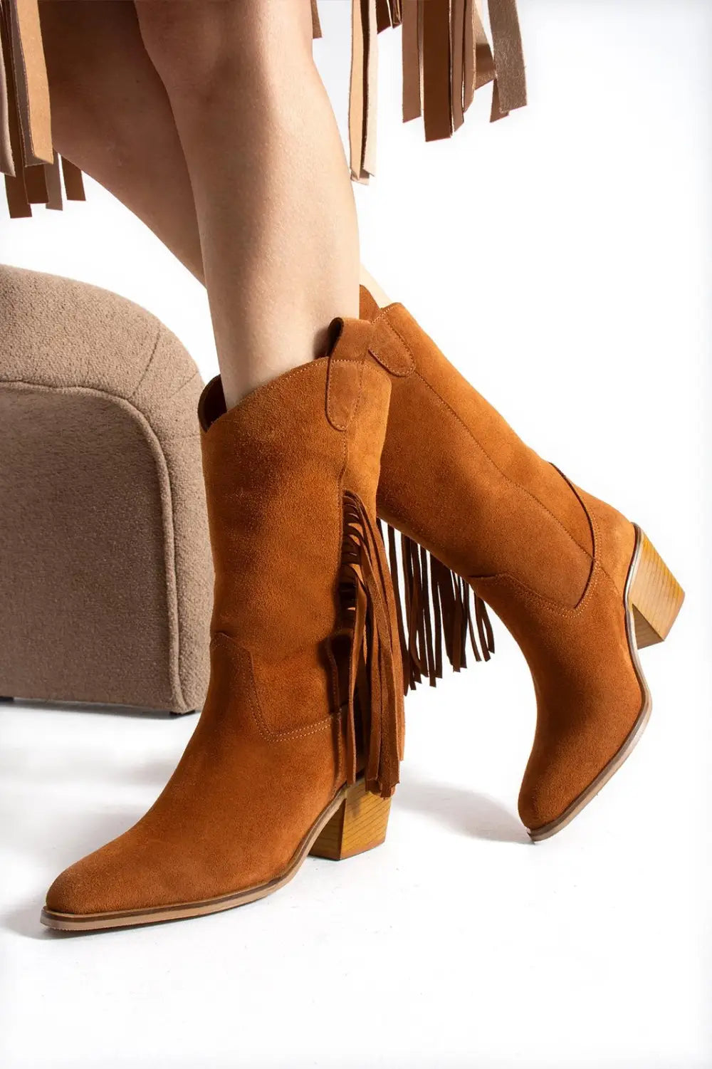 Taba Püskül Detaylı Western Çizme TU-036