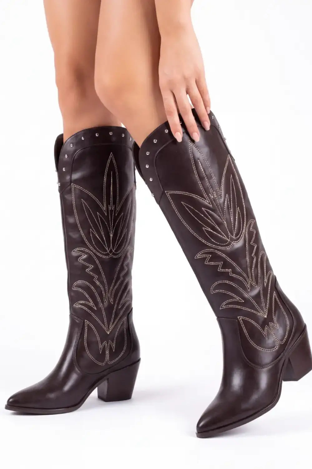 Kahve Zımbalı Nakışlı Western Çizme TU-032